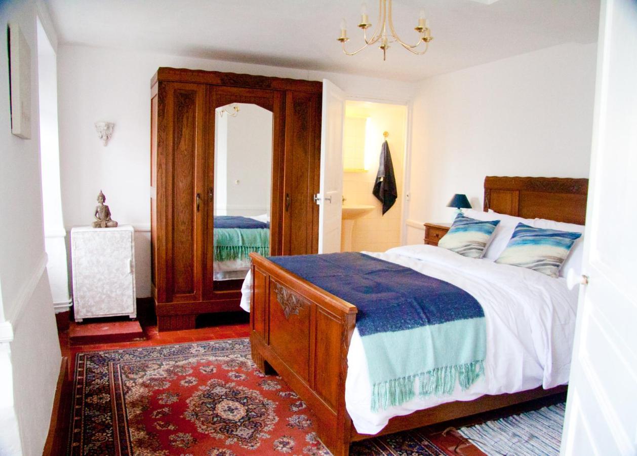 Bed and Breakfast Le Figuier La Foret-Auvray Екстер'єр фото