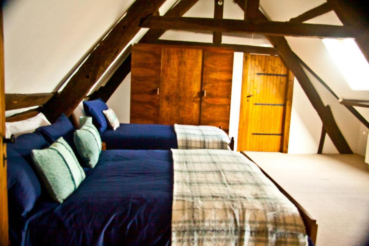 Bed and Breakfast Le Figuier La Foret-Auvray Екстер'єр фото
