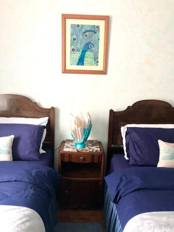 Bed and Breakfast Le Figuier La Foret-Auvray Екстер'єр фото