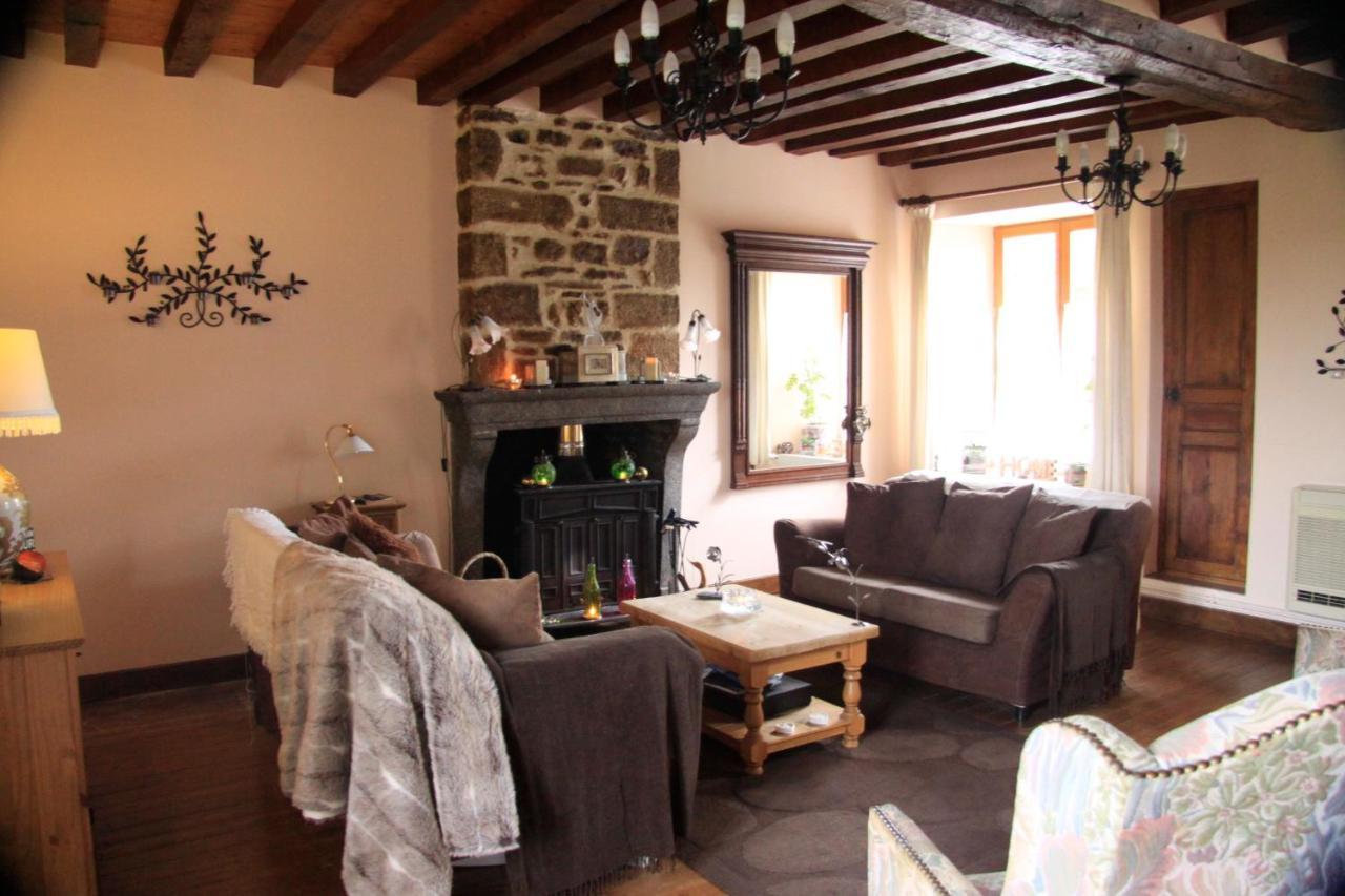 Bed and Breakfast Le Figuier La Foret-Auvray Екстер'єр фото
