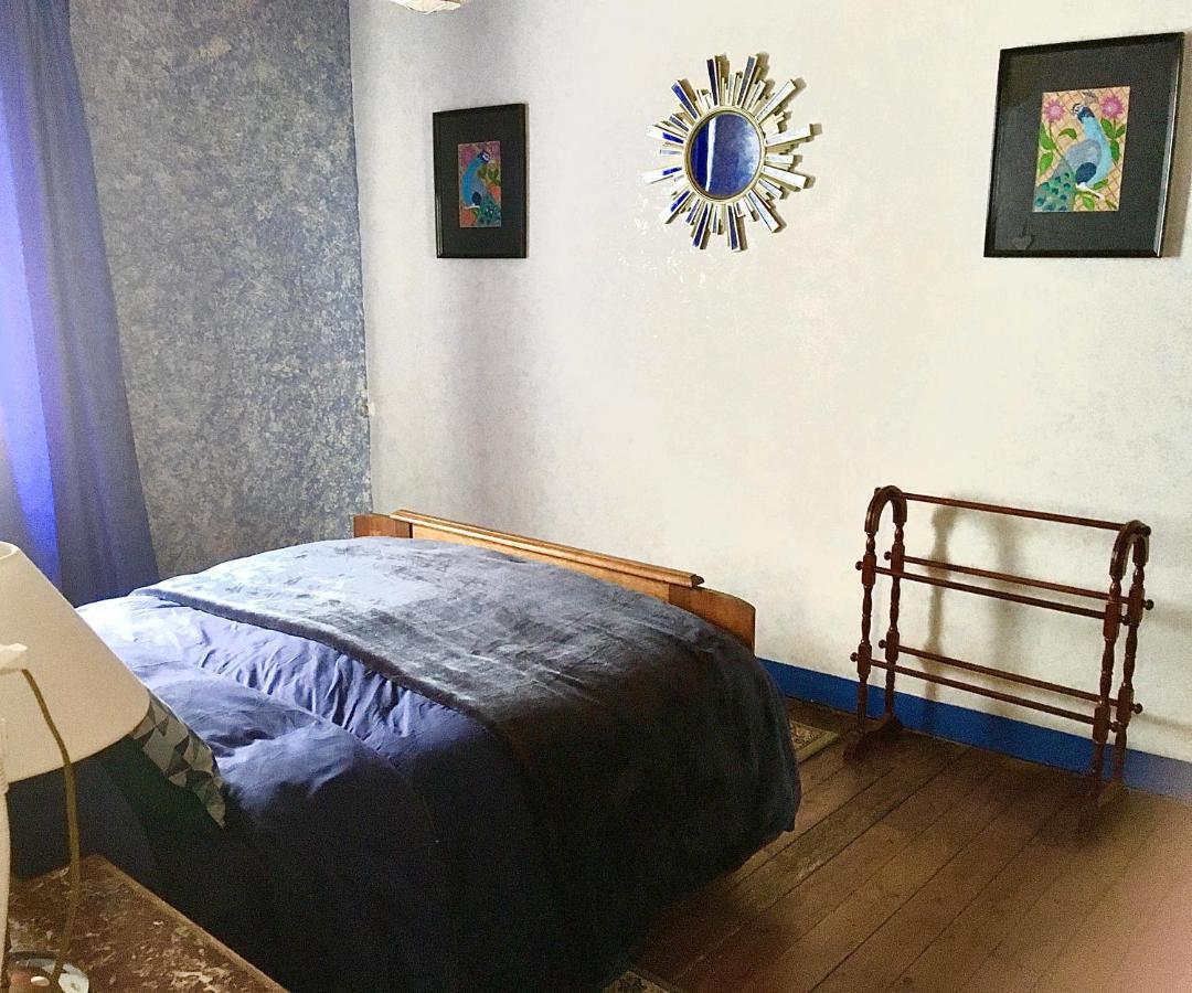 Bed and Breakfast Le Figuier La Foret-Auvray Екстер'єр фото